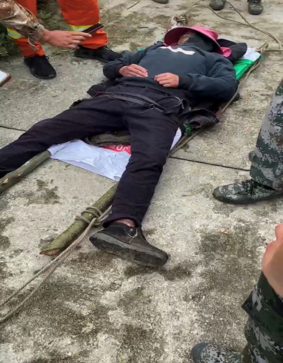 4CD33DD96215AB58C787B467E86895DA